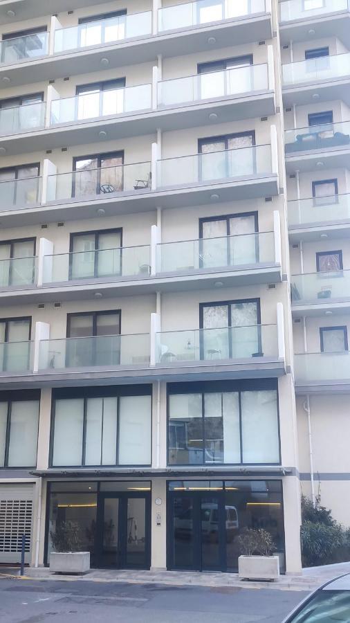 The Hub Apartment Gibraltar Bagian luar foto