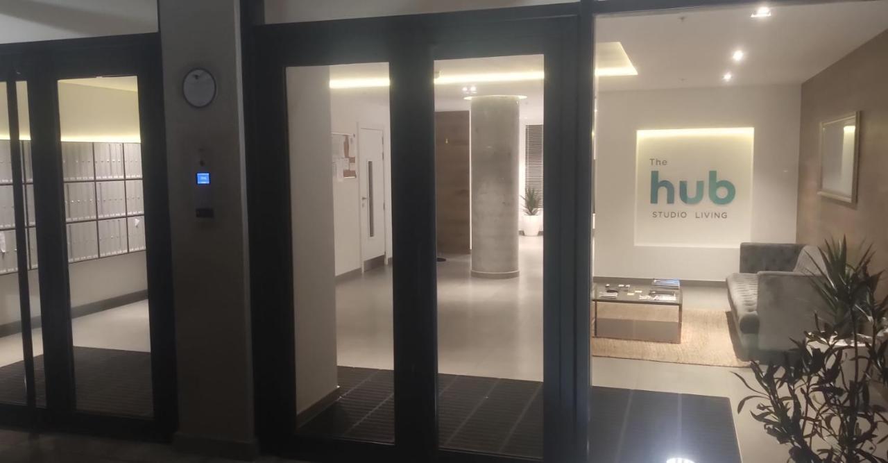 The Hub Apartment Gibraltar Bagian luar foto